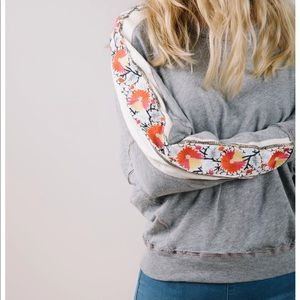 Free People Pullover Wallflower sweater